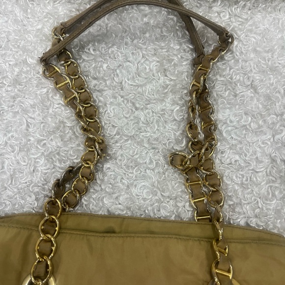 Prada Brown Tessuto Catena Quilted Nylon Shoulder Bag - Picture 11 of 16